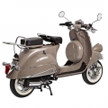 Adult Vintage Roller Vespa Typ 125 ccm braun 